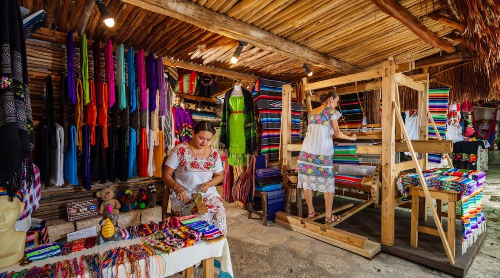 Grupo Xcaret anuncia el lanzamiento de su serie Portadores de Tradiciones