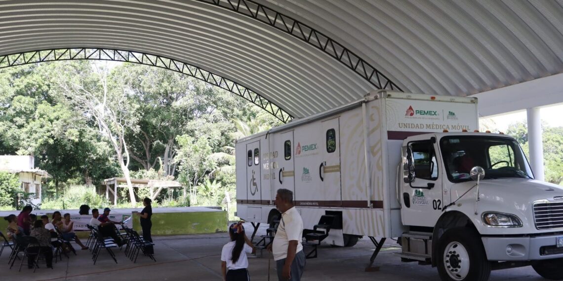 PEMEX incrementa su apoyo a comunidades petroleras con un 19% más de recursos