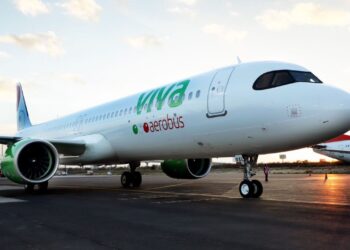 Viva Aerobus reactivará rutas a Acapulco desde Monterrey, Cancún y CDMX