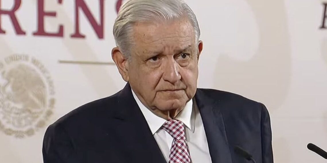 AMLO pide “autolimitarse” y no tocar temas electorales en la “mañanera”