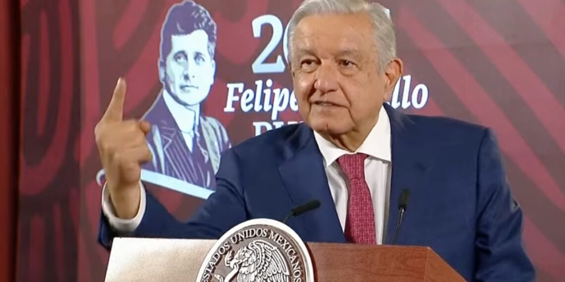 AMLO arranca con Miguel Hidalgo clases de historia
