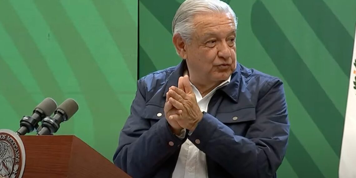 Reprocha AMLO al INE que lo obliguen a bajar video y no investigue a ‘bots’