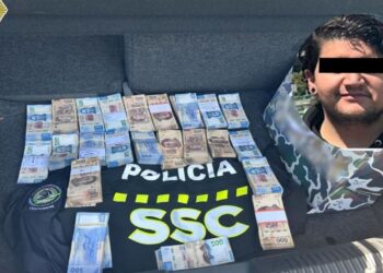 Detienen a hombre con un más de un millón de pesos en la alcaldía Miguel Hidalgo
