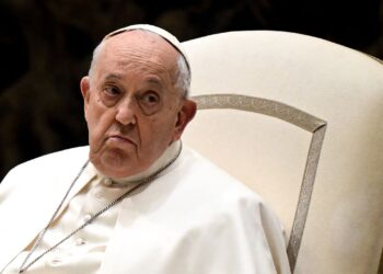 El papa arremete contra la “ideología” de género, “el peligro más feo”