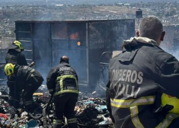 Se incendia recicladora en Cuautitlán Izcalli