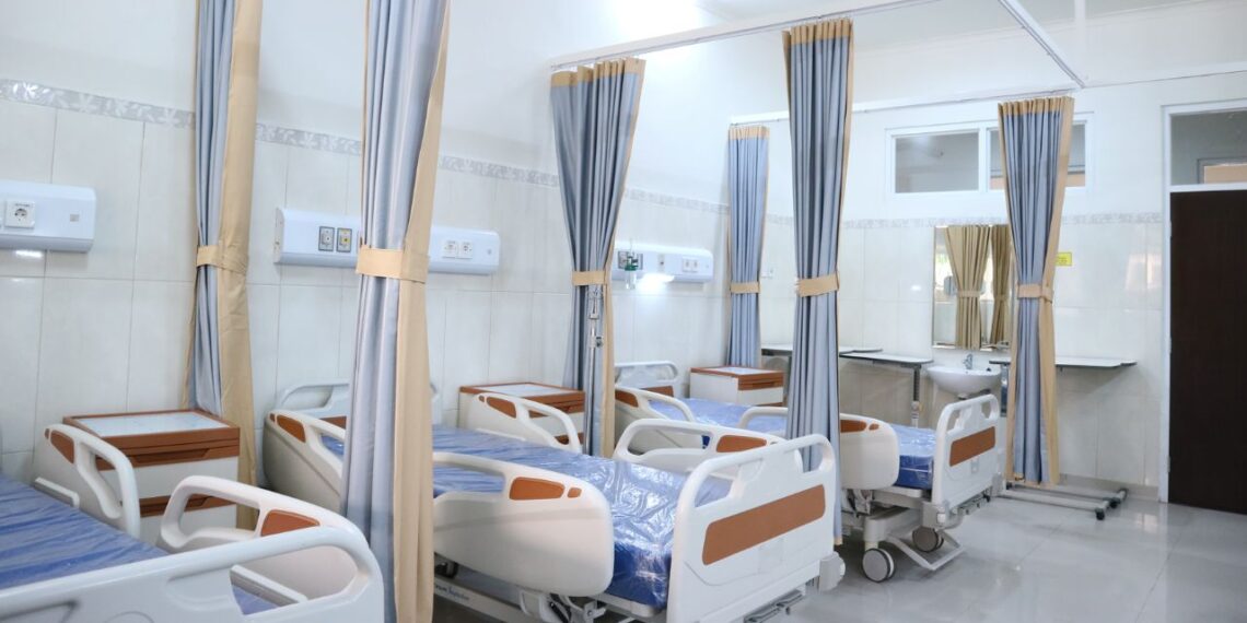 Sistema de salud gratuito estará listo antes del fin de mi mandato: AMLO