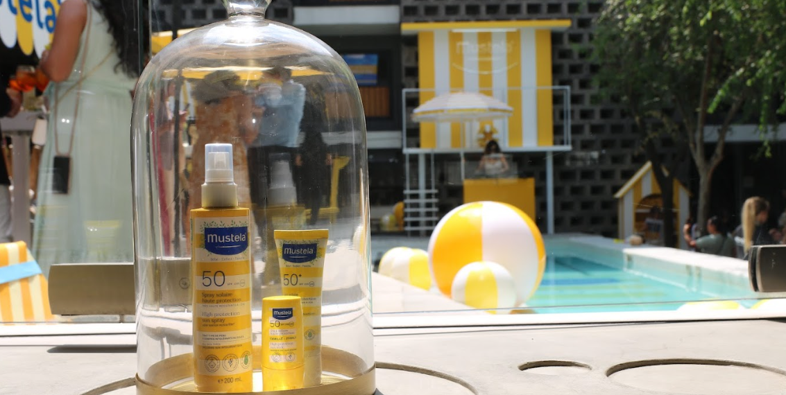 Mustela presenta su nueva línea de protección solar con base de aguacate, pensada para cuidar la piel de toda la familia