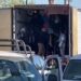 Rescatan a unos 200 migrantes de un tráiler en Coahuila