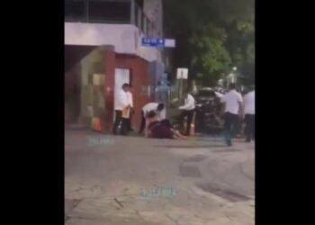 Taxistas golpean a turistas que se negaron a pagar tarifa excesiva en Playa del Carmen