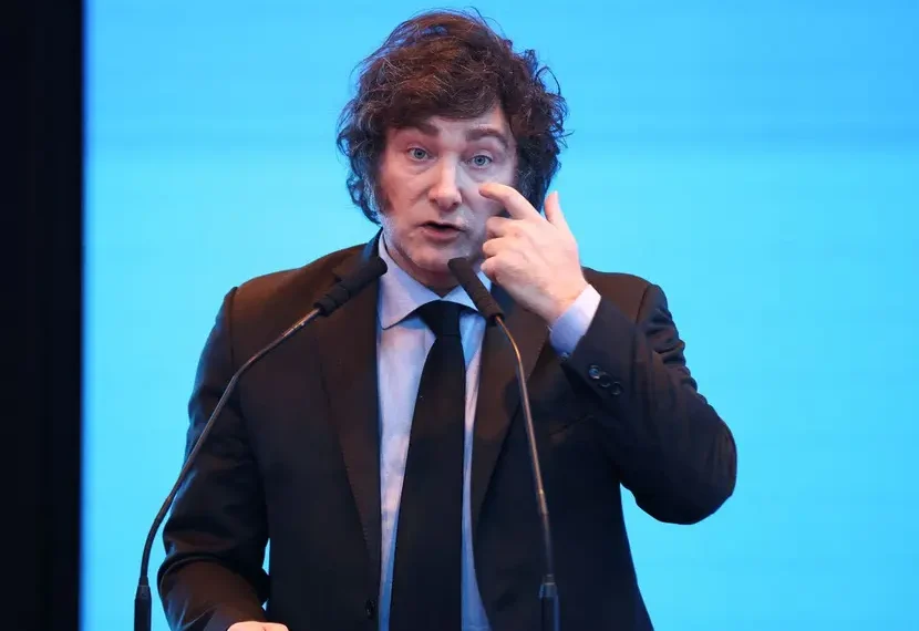 Milei dejará de viajar en vuelos comerciales por motivos de seguridad