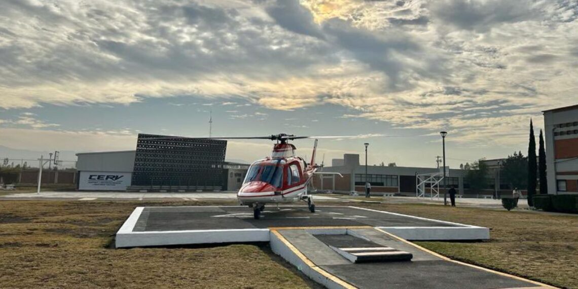 Trasladan en helicóptero de emergencia a niño quemado con pirotecnia en Los Reyes La Paz