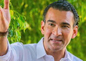 Luis Armando Melgar denuncia prácticas despiadas de Nestlé en Chiapas