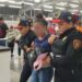 Policía evita que usuaria se arroje a vías del Metro en Pantitlán