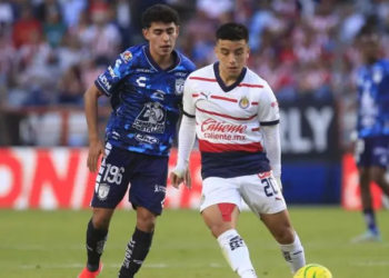 Chivas gana en Pachuca y se mete de lleno a la lucha por la liguilla directa
