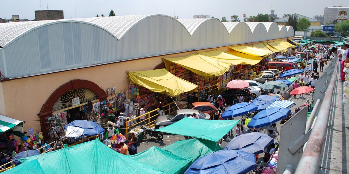 Los mercados serán prioridad en CDMX: Clara Brugada