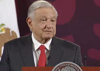 “Era una violación a la Constitución”: AMLO aplaude al INE por no suspender sus “mañaneras”