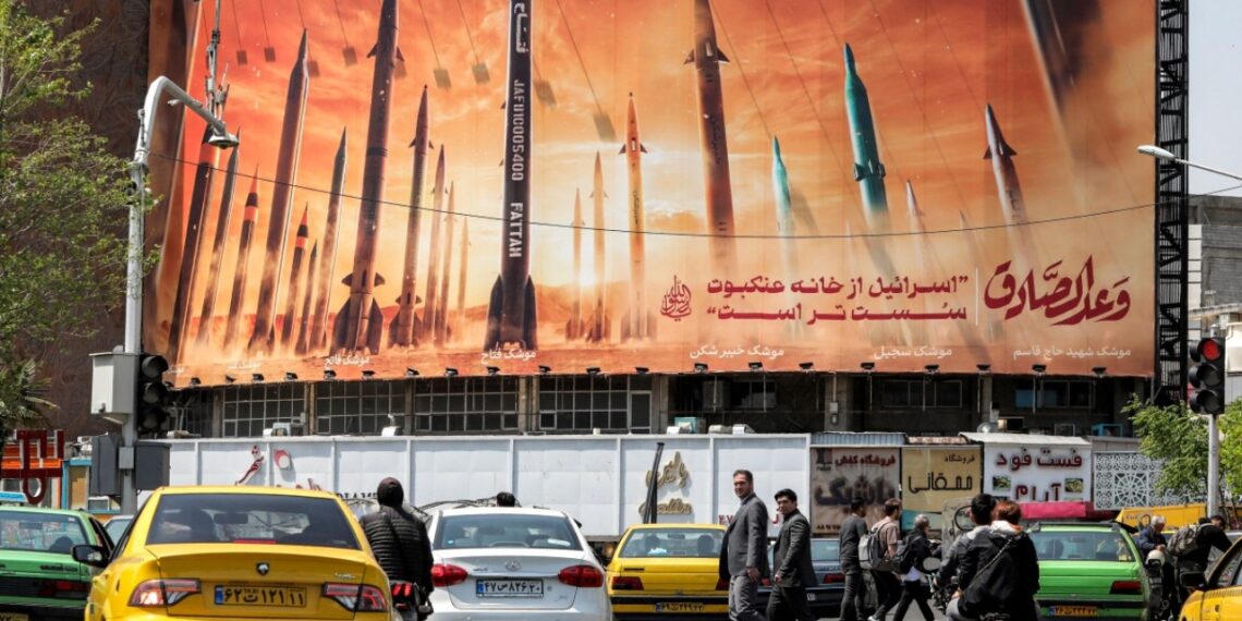 Buscar diálogo y cesar la guerra, pide AMLO al hablar sobre conflicto Irán-Israel