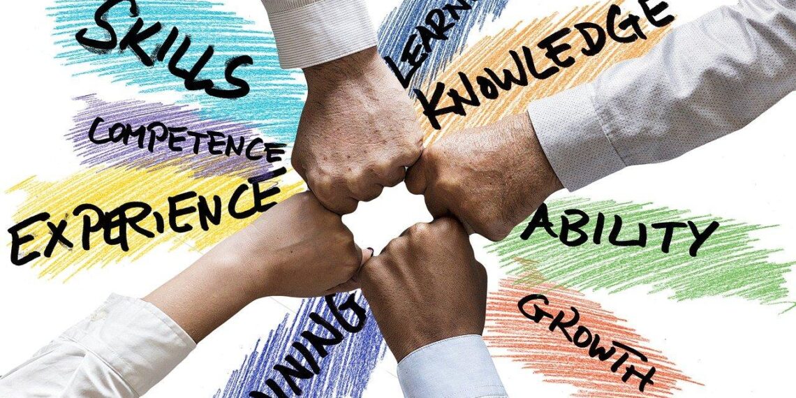 5 diferencias entre Coaching vs Mentoring, herramientas clave para potenciar el desarrollo profesional