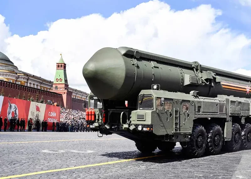 Putin ordena ejercicios nucleares ante posible envío de tropas occidentales a Ucrania