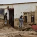 Inundaciones en Afganistán dejan más de 300 muertos; arrasan con viviendas y cultivos