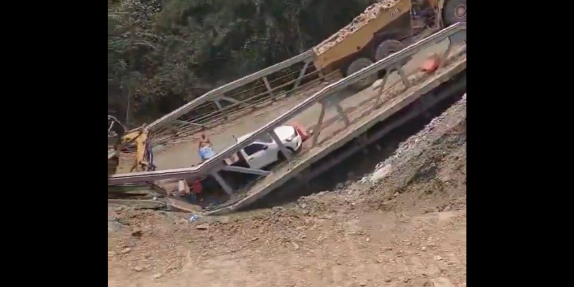 Colapso de puente vehicular en San Luis Potosí deja tres trabajadores heridos