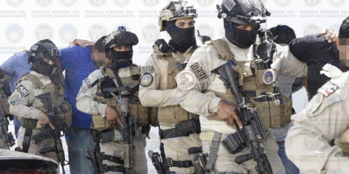 Detienen a presuntos asesinos de paramédicos en Celaya