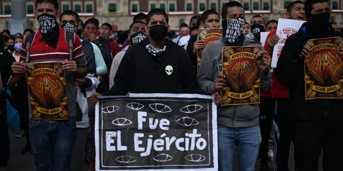 Otra vez ordenan liberar a 8 militares implicados en el caso Ayotzinapa