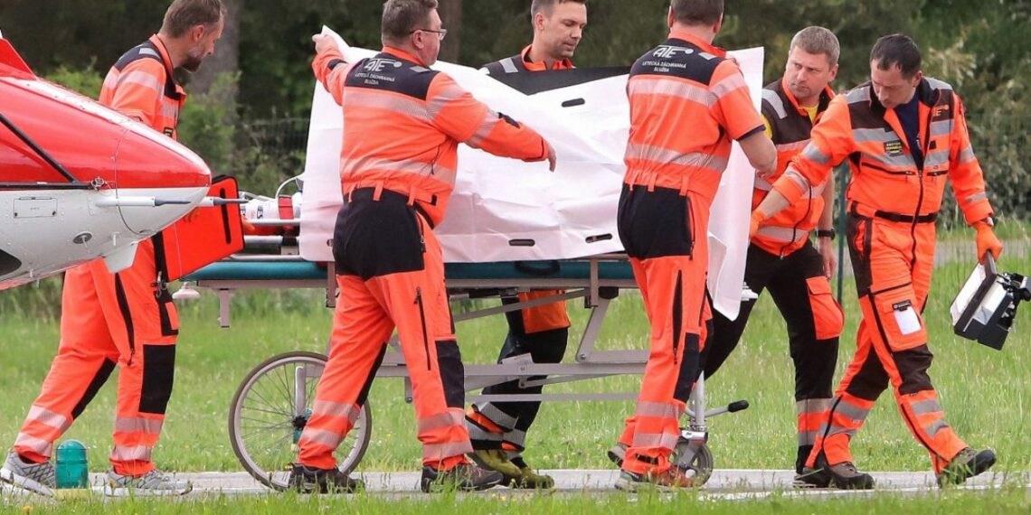 El primer ministro eslovaco, de nuevo operado y en estado grave