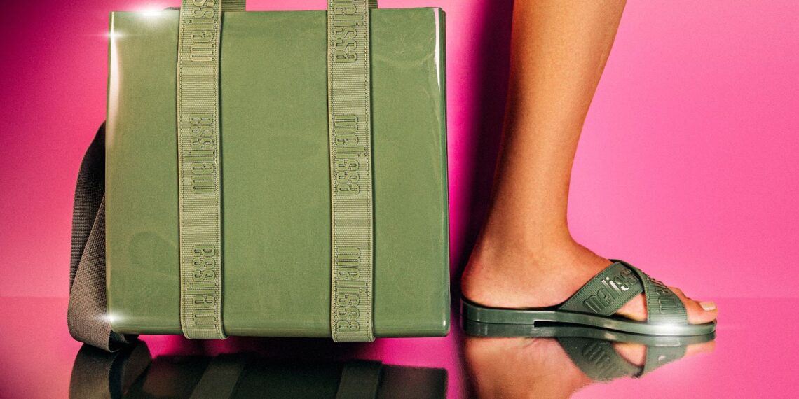 Primavera-Verano: Brillando a cada paso con el Match Perfecto de Zapatos y Bolsas