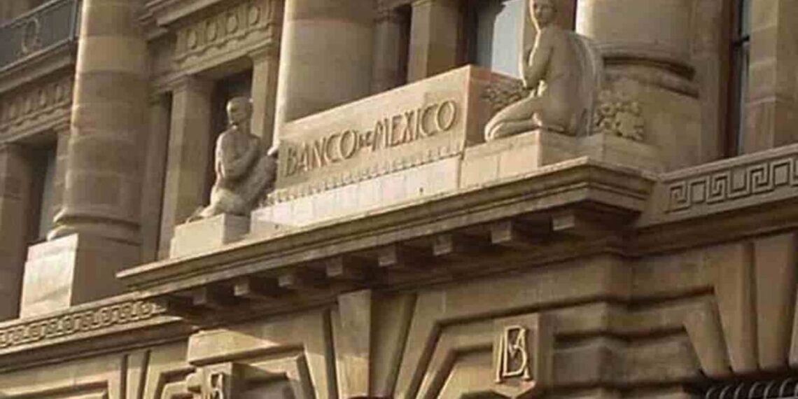 Banxico prevé una prolongada “debilidad” en la economía de México