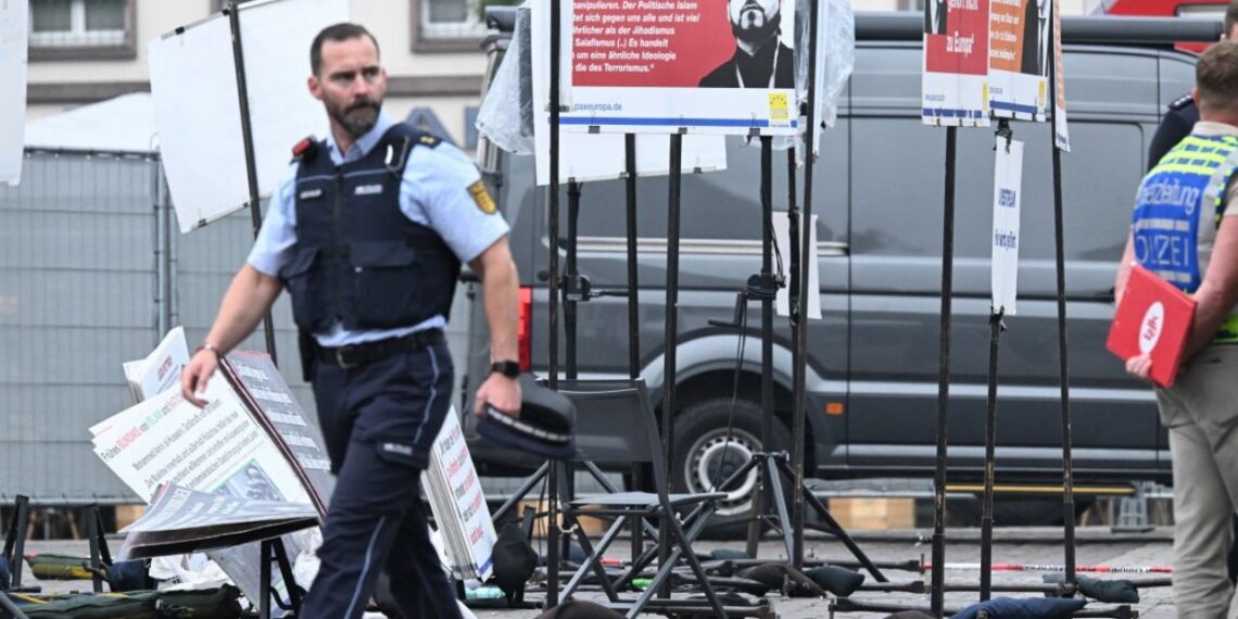 Ataque con arma blanca durante un mitin de grupo antiislam en Alemania deja 6 heridos