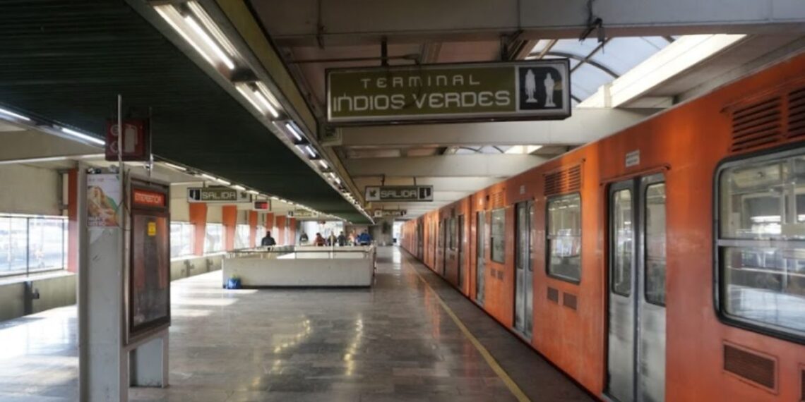 Hombre de 70 años muere en Metro Indios Verdes
