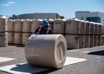 Lanza Rotoplas iniciativa para donar Tinacos a afectados por sequías