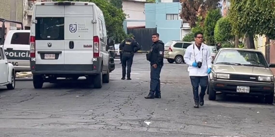 Apuñalan y matan a mujer en calles de GAM; investigan como feminicido