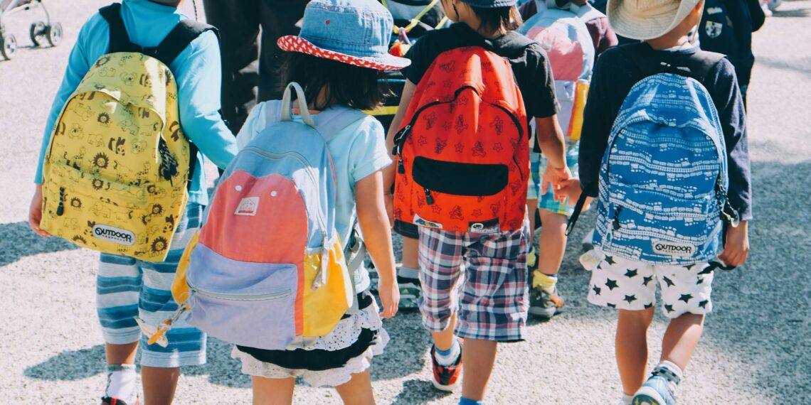 Razones para usar un buscador especializado para encontrar escuela para los hijos