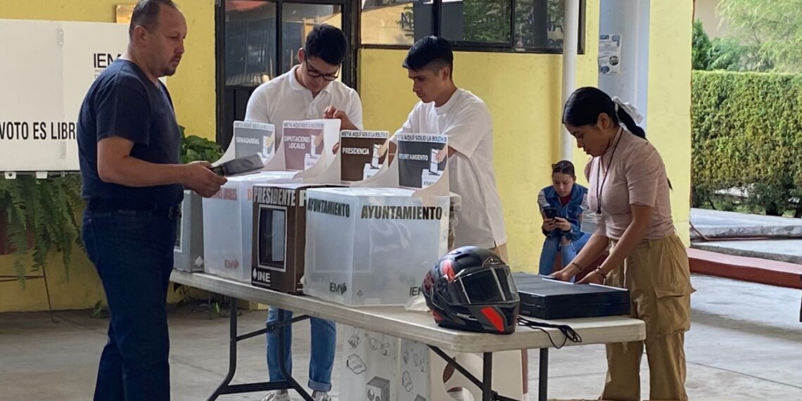 Xóchitl Gálvez va por voto por voto en el 80% de las casillas