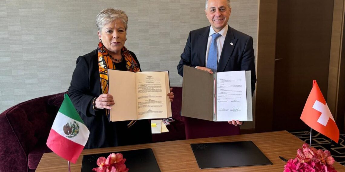 Suiza ejercerá representación diplomática de México en Ecuador