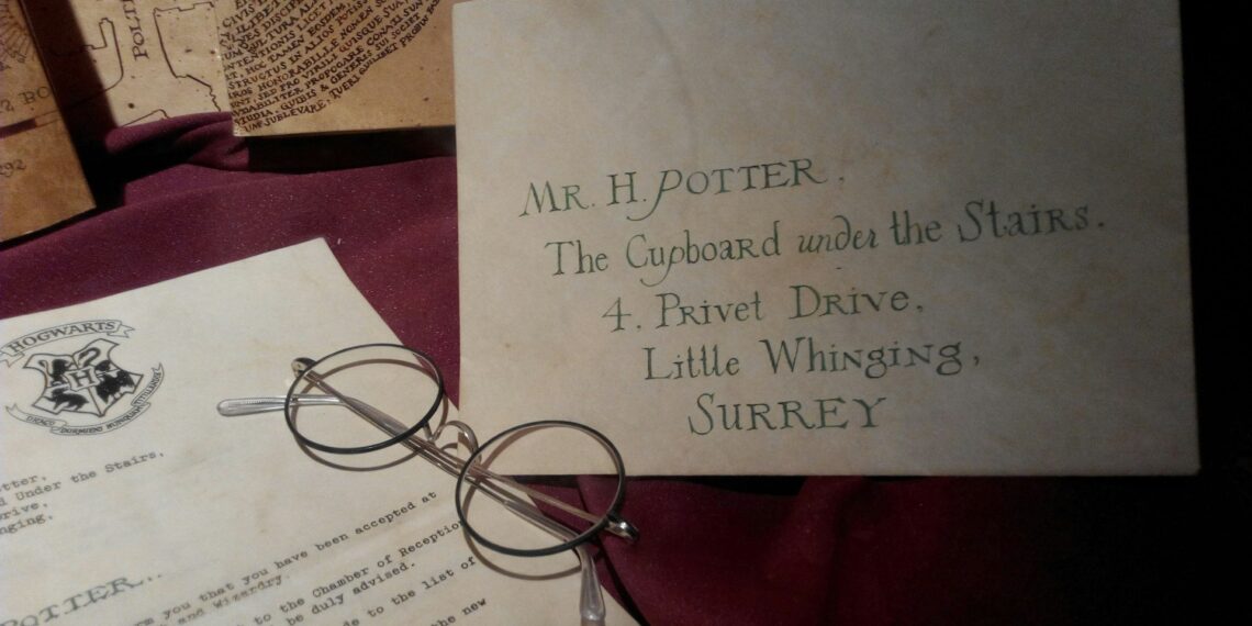 ¡Adéntrate en el mundo mágico con estos datos curiosos de Harry Potter!