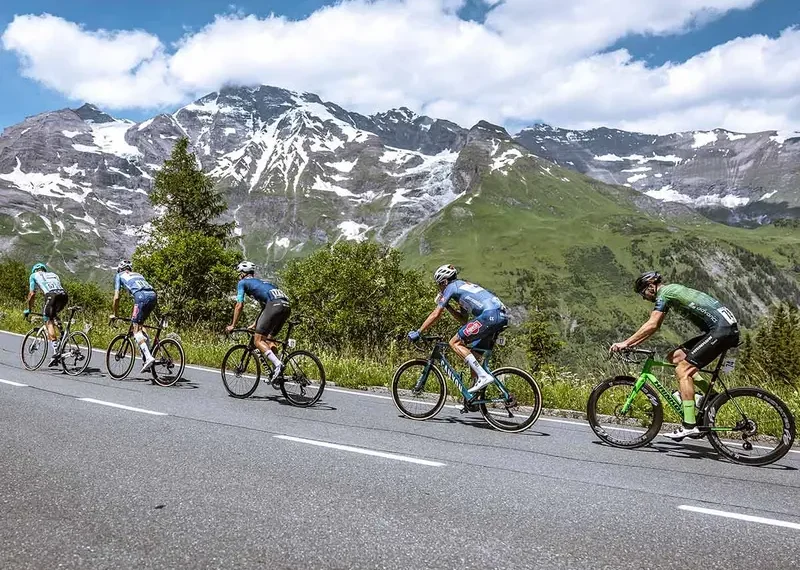 Fallece ciclista André Drege tras caída en la Vuelta a Austria