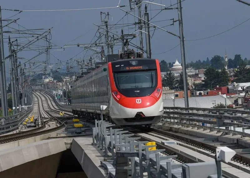 López Obrador reconoce que tren México-Toluca no se terminará en su sexenio