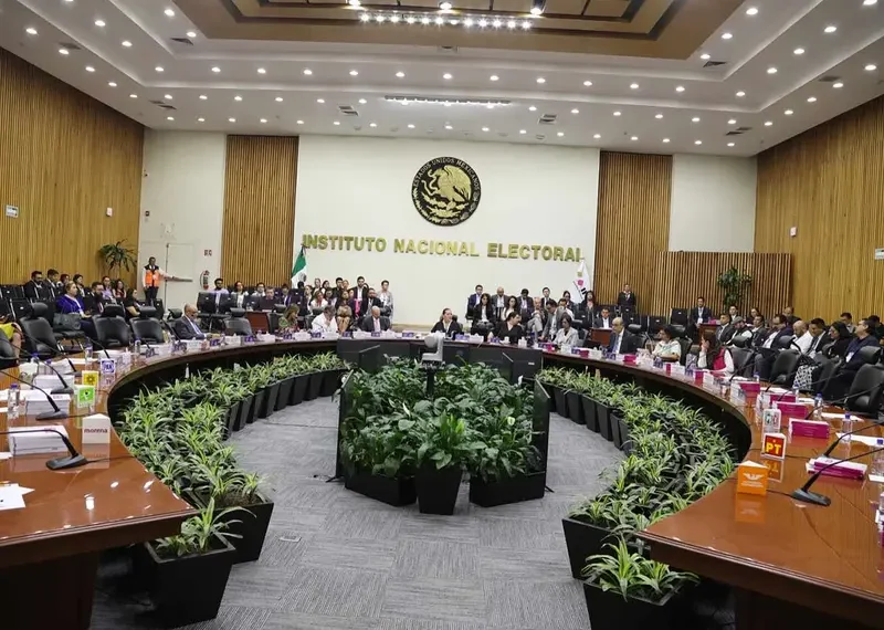 INE abre la puerta a crear nuevos partidos; Marea Rosa alza la mano