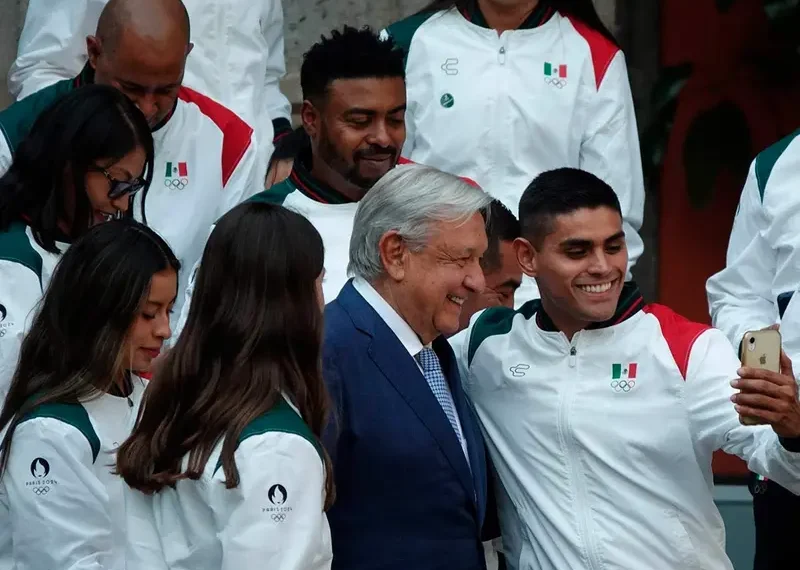 EU devuelve a México 32 mdd de extesorero de Coahuila; será para atletas: López Obrador