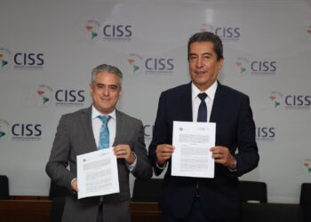 La CISS y la ESPM, primera escuela de salud pública en América Latina, firman convenio de colaboración