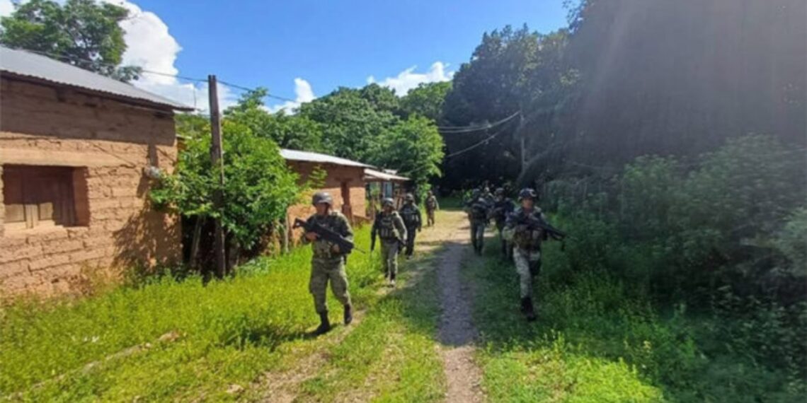 Cerca de 400 habitantes de Chicomuselo buscan refugio tras ataque