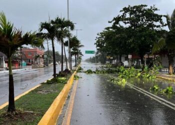 Reportan saldo blanco en QRoo tras impacto del huracán ‘Beryl’