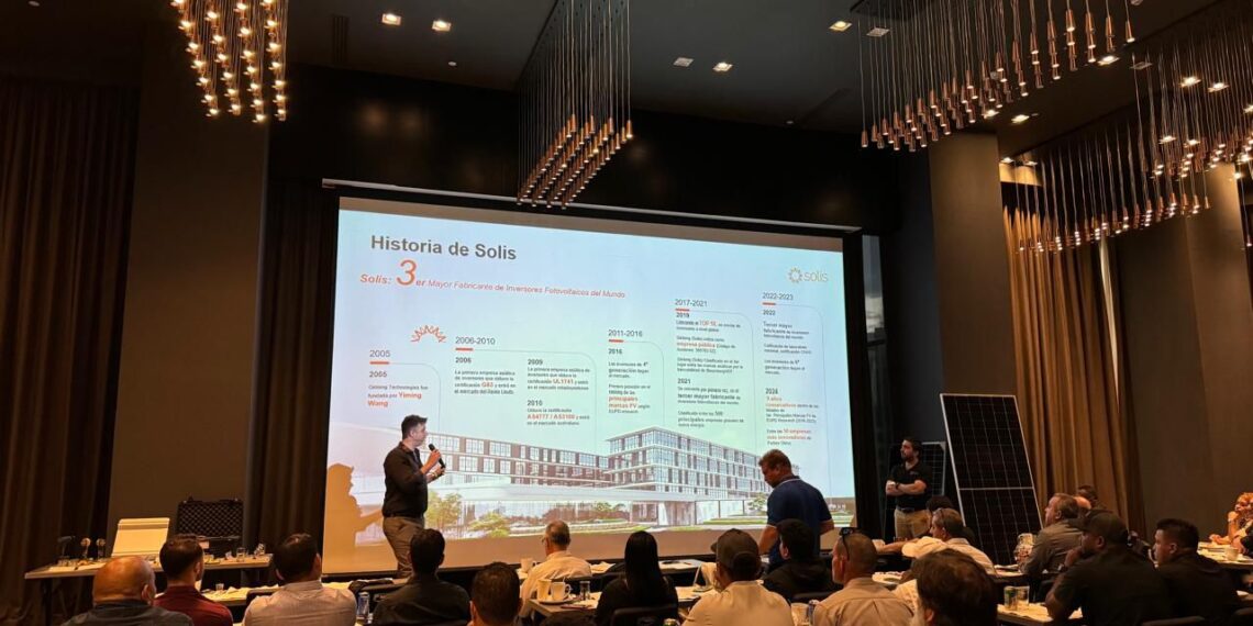 SMART SOLAR TOUR: SOLIS SE ASOCIA CON S-5! Y TRINA SOLAR PARA OFRECER SOLUCIONES IDEALES