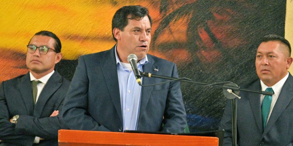 Atacan a alcalde de Palmar de Bravo, Puebla, durante celebración de XV años