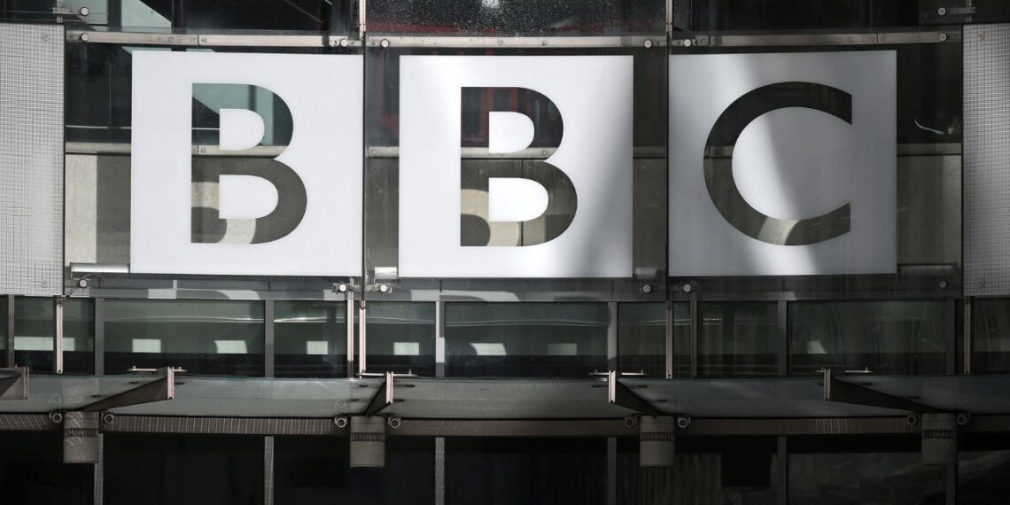 BBC prevé suprimir 500 puestos de trabajo en los próximos dos años