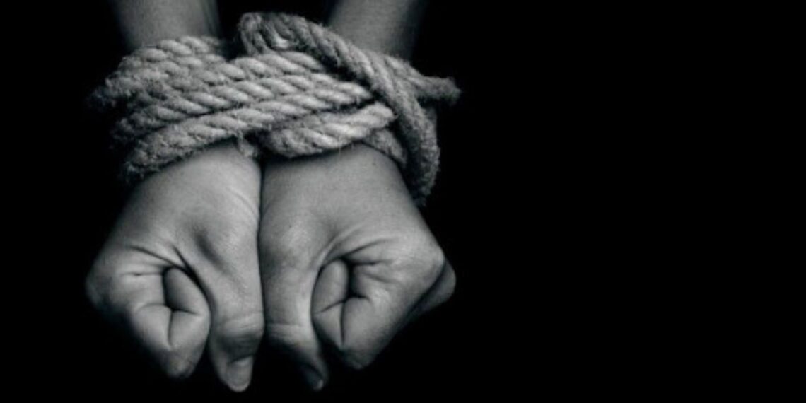 Denuncian secuestro de familia ecuatoriana en México