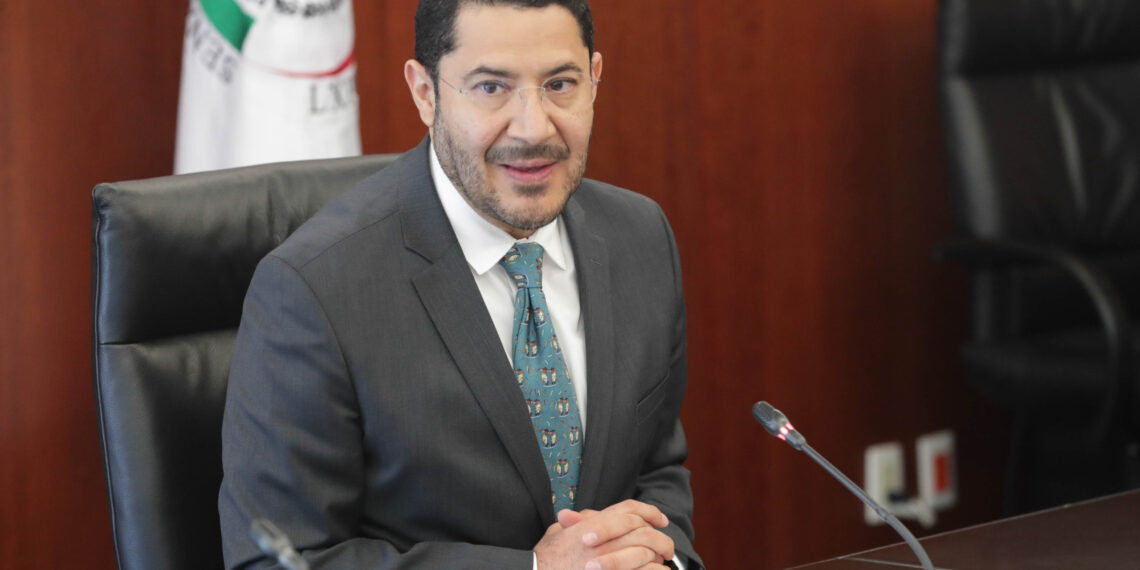 ¿Quién es Martí Batres? el abogado que tomará el mando del Issste en el gobierno de Sheinbaum